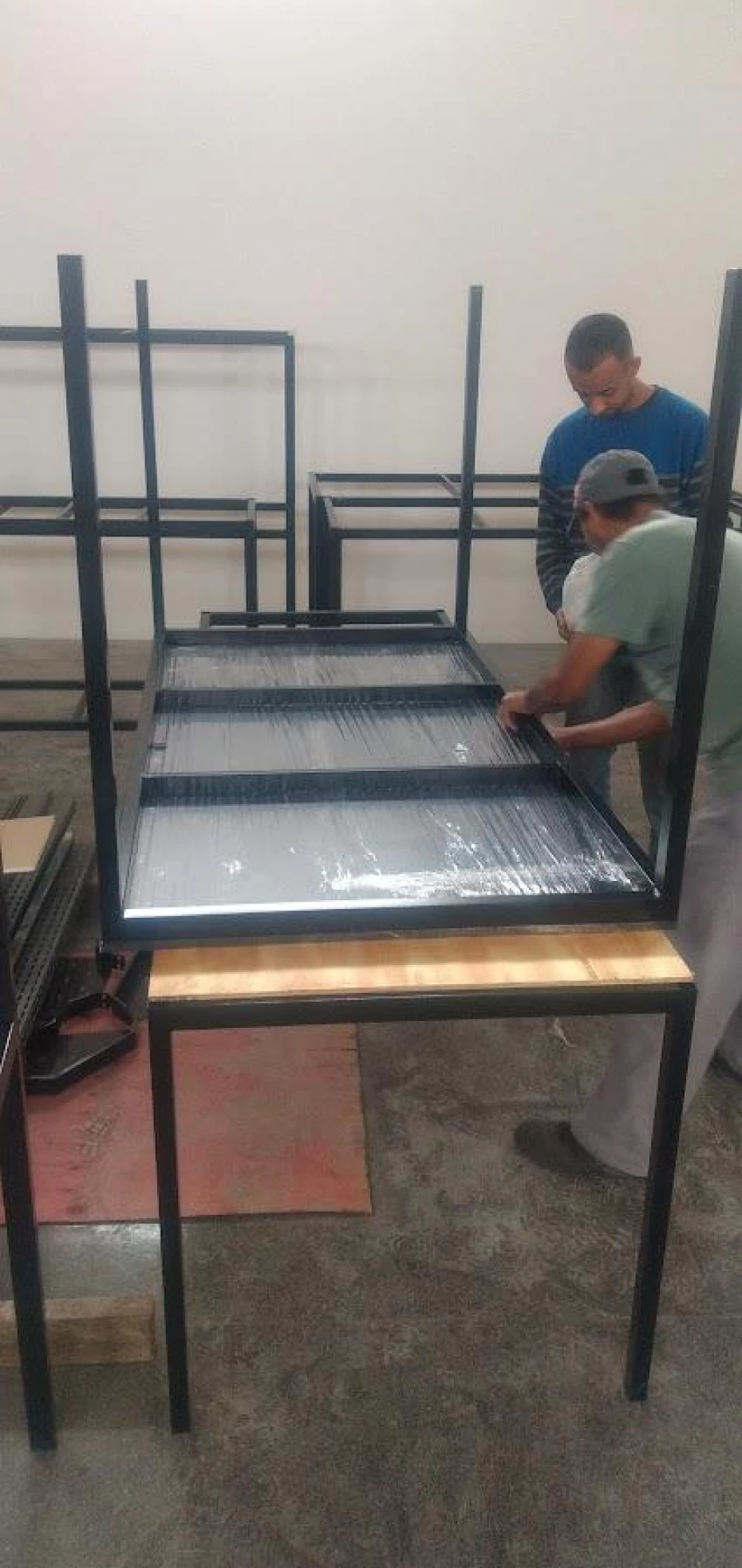 Foto 2: Móveis industriais. — Mac Portões e Soluções em Serralheria 